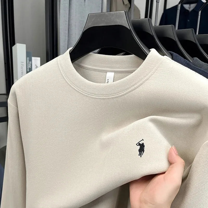 2025 trendy men's long sleeved T-shirt 2025 autumn and winter fashionable pullover casual round neck sports shirt comfortable